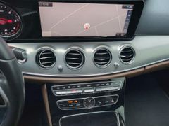 MERCEDES-BENZ E300d Avantg./LED/Burmester/Distr+/Amb/ScheckhMB