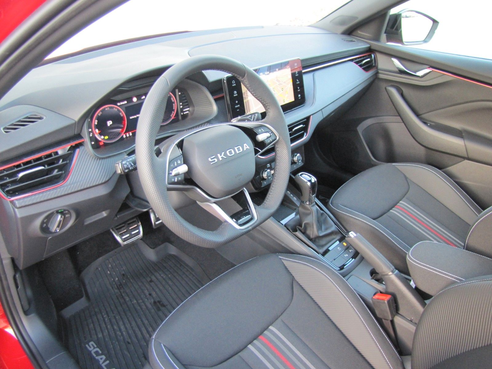 Fahrzeugabbildung SKODA Scala Monte Carlo 1.5l TSI 150PS 7-Gang DSG