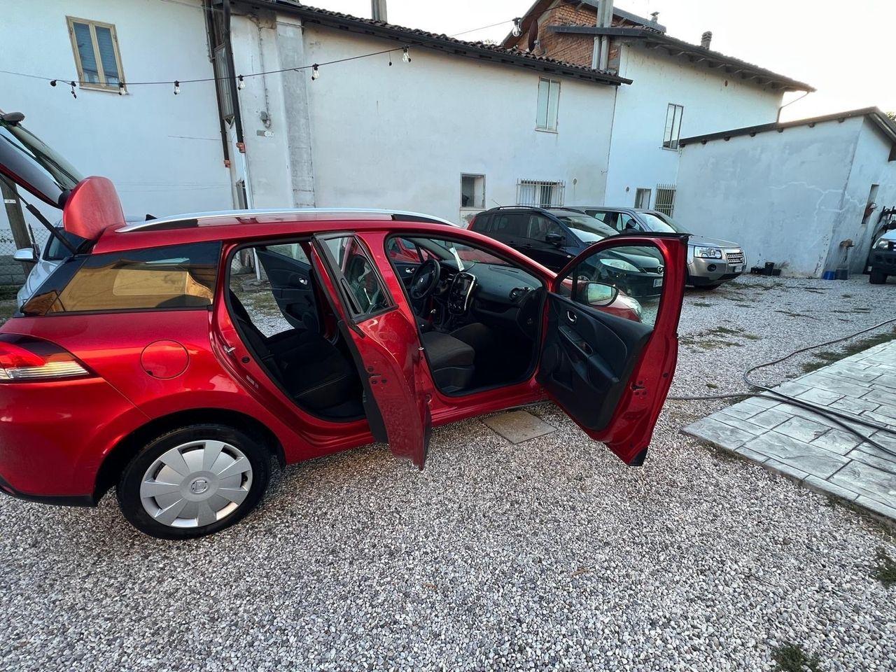 Renault Clio 2014 — photo 9