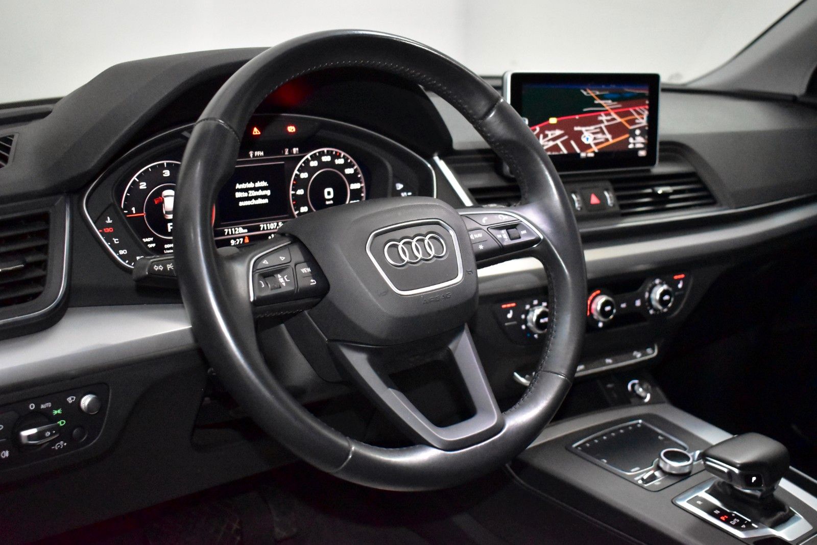 Fahrzeugabbildung Audi Q5 35 TDI Leder,Navi,LED,SH,Kamera,Panorama