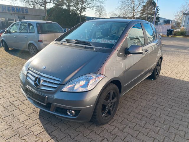 Mercedes-Benz A 150 Avantgarde-NAVI-ALU-SHZ.-TEMP.