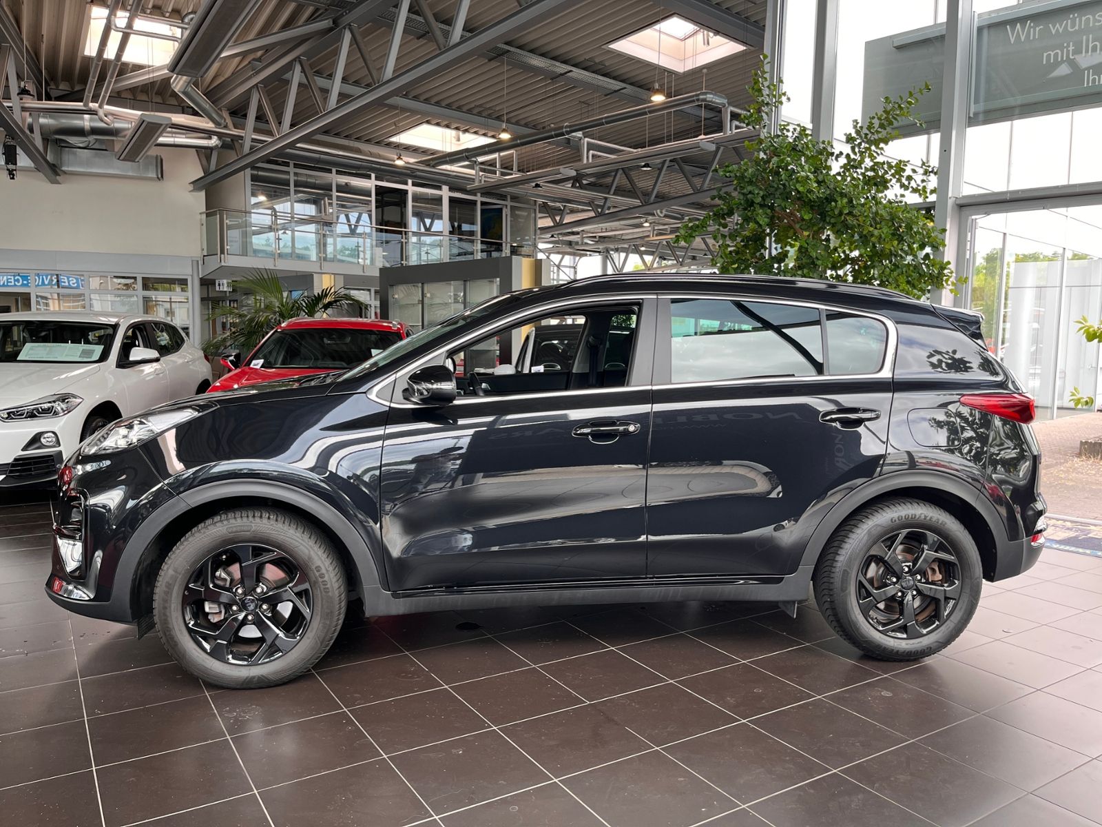 Fahrzeugabbildung Kia Sportage Black Edition 4WD JBL LED NAVI