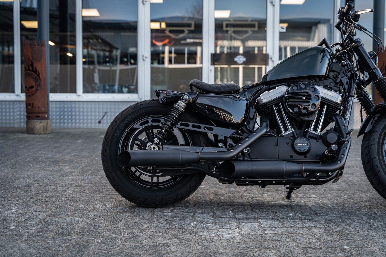 Fahrzeugabbildung Harley-Davidson XL1200X SPORTSTER FORTY-EIGHT - KESSTECH- BOBBER