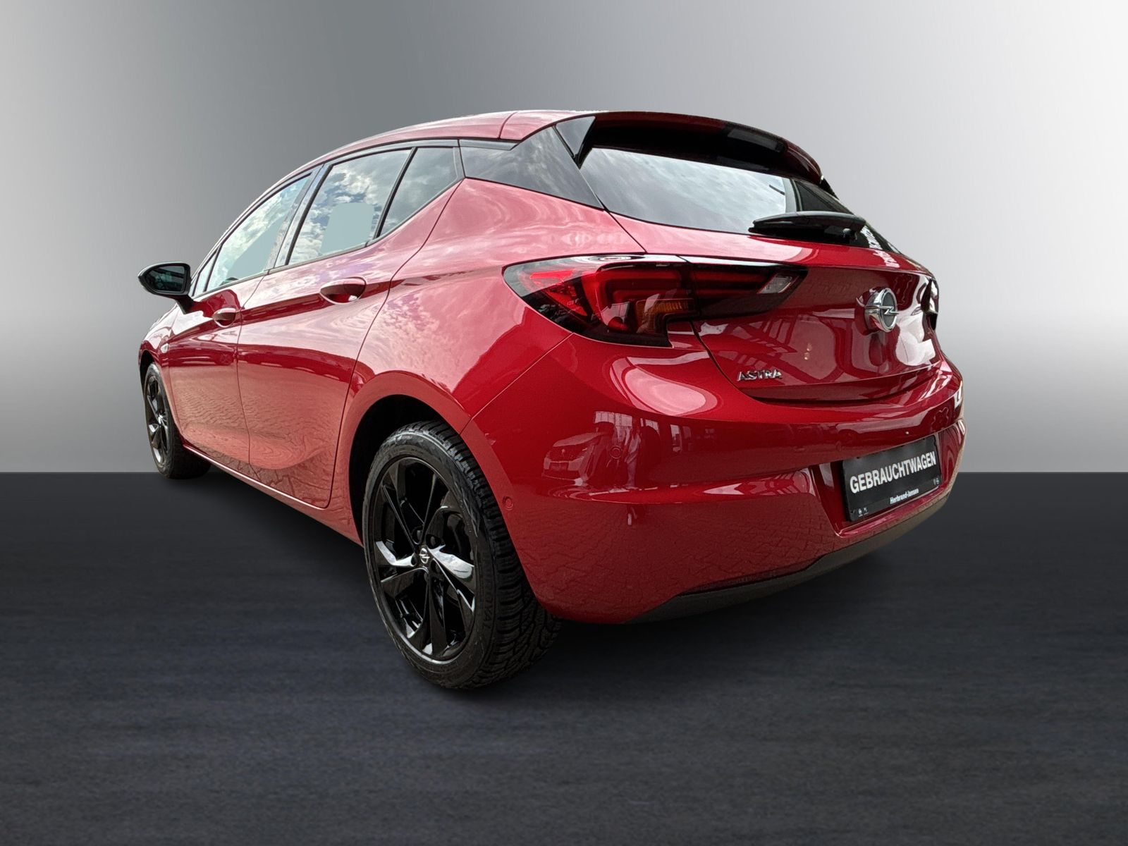 Fahrzeugabbildung Opel Astra K Ultimate+SHZ+PDC+LED+NAVI+Alcantara+S&S