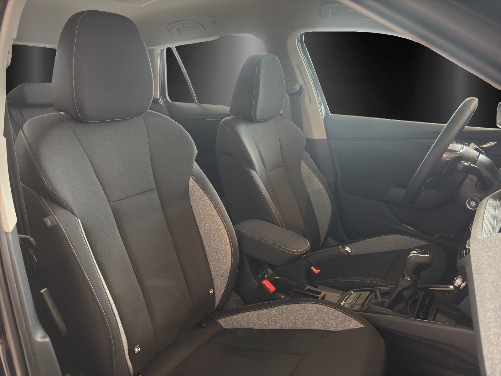 Fahrzeugabbildung SKODA Kamiq Tour 1,0 TSI 85 kW DSG
