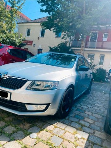 Skoda SKODA OCTAVIA 5E  1.4 TSI 150PS