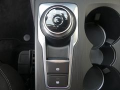 FORD Kuga Plug-In Hybrid Titanium*AHK* FORD Kuga Plug-In Hybrid Titanium*AHK*