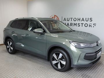 Fahrzeugverkauf 8 Volkswagen Tiguan 1.5 eTSI AHK StHz Schiebedach