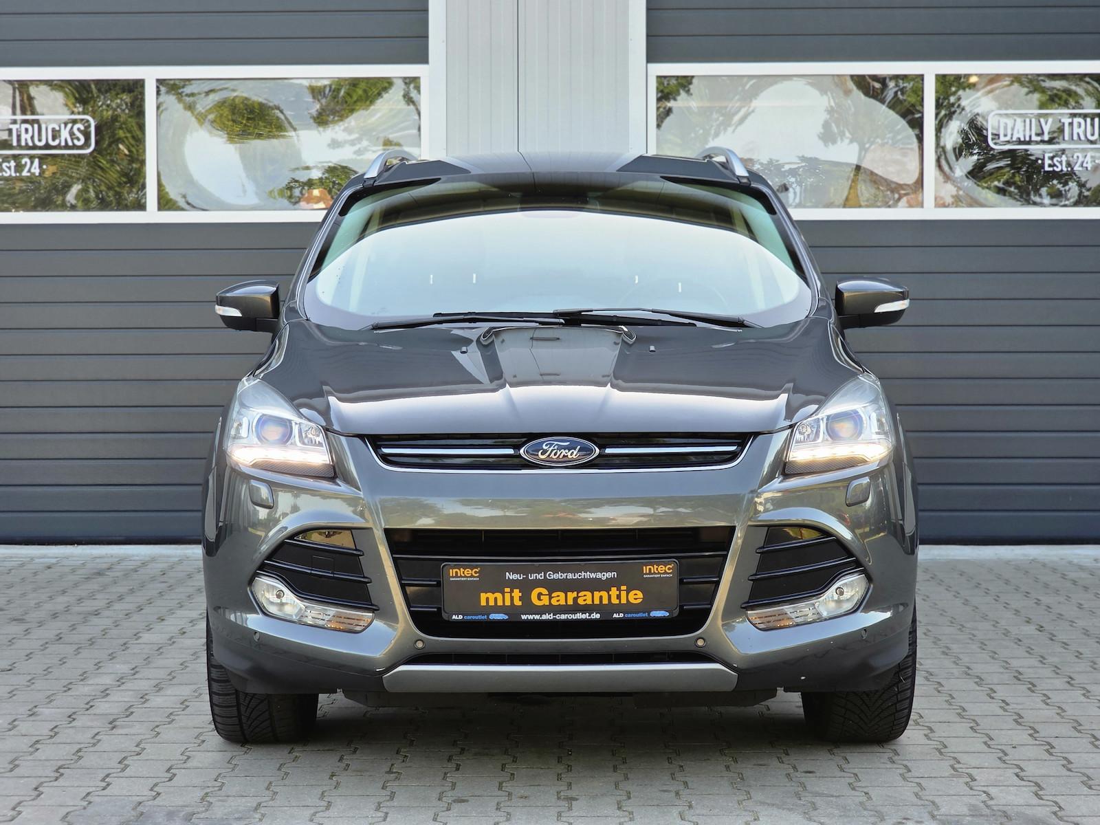 Ford Kuga Titanium Standhzg. AHK Kamera Alu Xenon