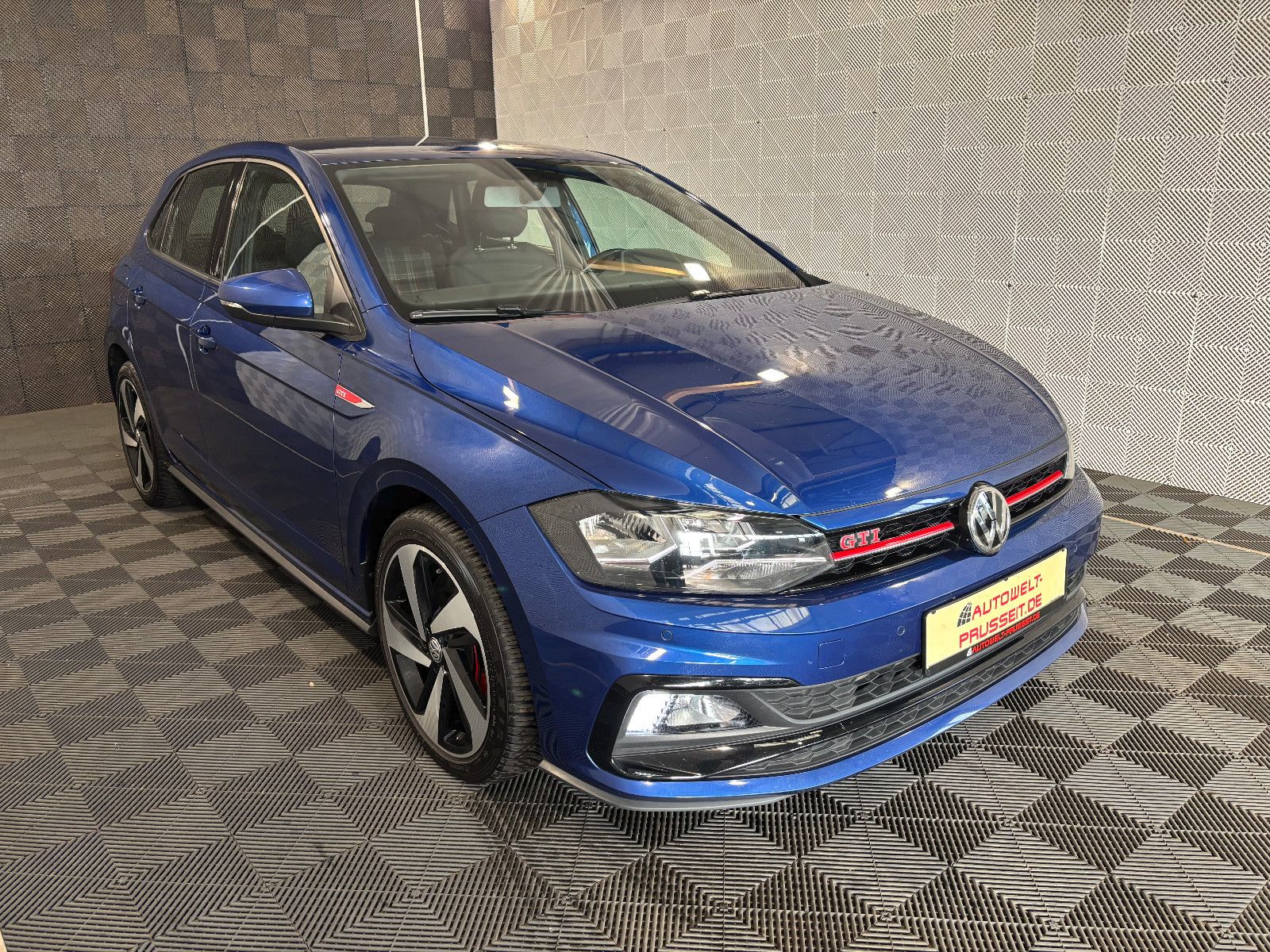 Gebrauchtwagen Volkswagen Polo Polo VI GTI*BEATS AUDIO*SP.FW-SHZ-PDC-CONNECT-17 in Horb am Neckar