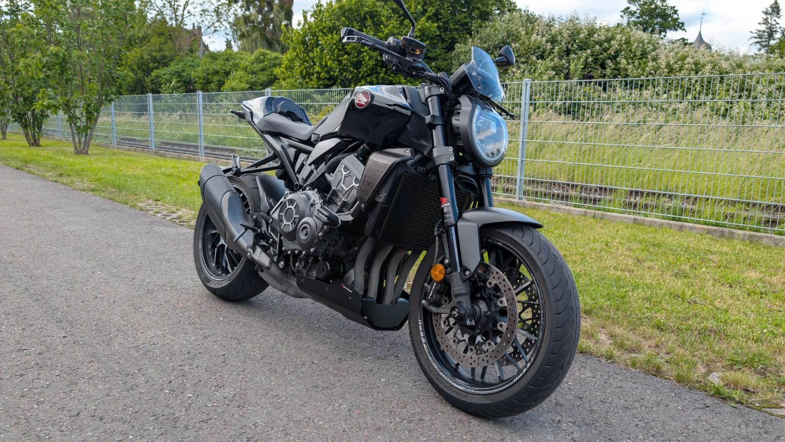 Honda CB1000R - Black Edition