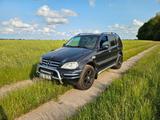 Mercedes-Benz ML 320 - - Mercedes-Benz ML 320 aus 1998