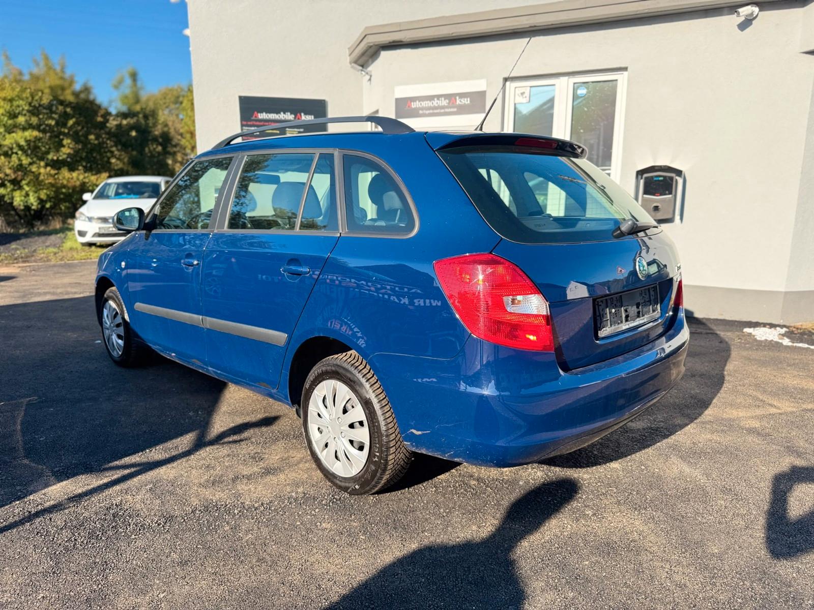 Skoda Fabia 2011 — engine 1.598 cm³, 90 HP (66kW)
