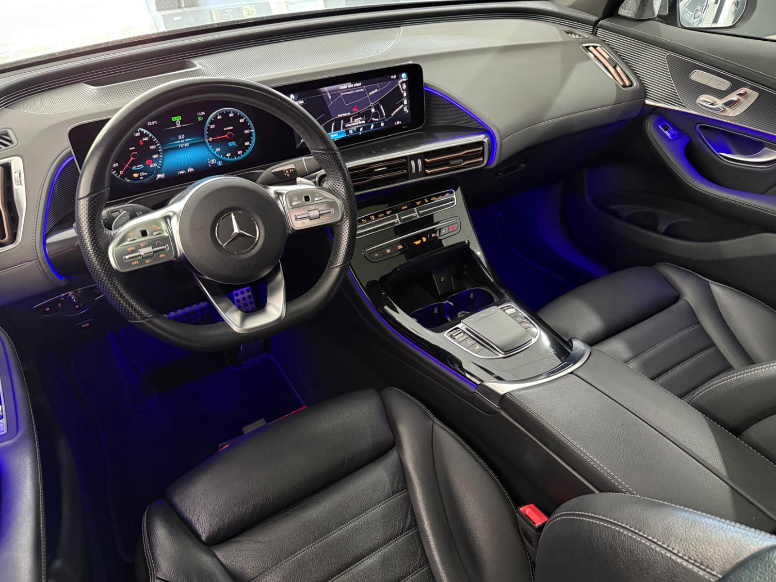 Mercedes-Benz EQC 400 4M*AMG*DISTRONIC*MEMORY*360*AHK*HEADUP*