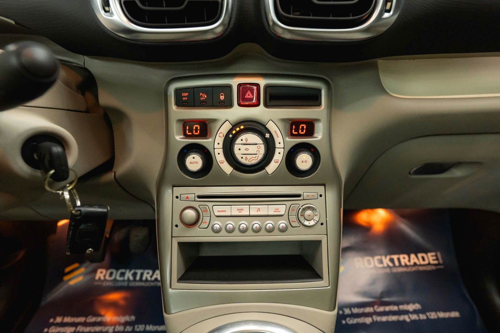 Fahrzeugabbildung Citroën C3 Picasso Exclusive Black Paket *1.Hand*Pano*