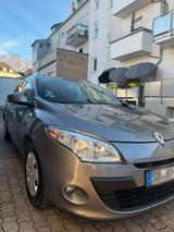 Renault Megane III Grandtour (KZ) (11.... 1.6 16V ... - Renault Megane aus 2010: Kombi