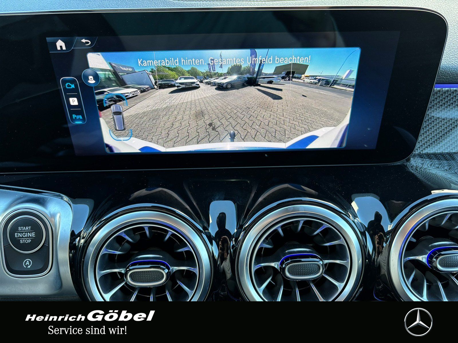 Fahrzeugabbildung Mercedes-Benz GLB 200 d AMG*PANO*AHK*TOTWINKEL*AMBIENTEBEL
