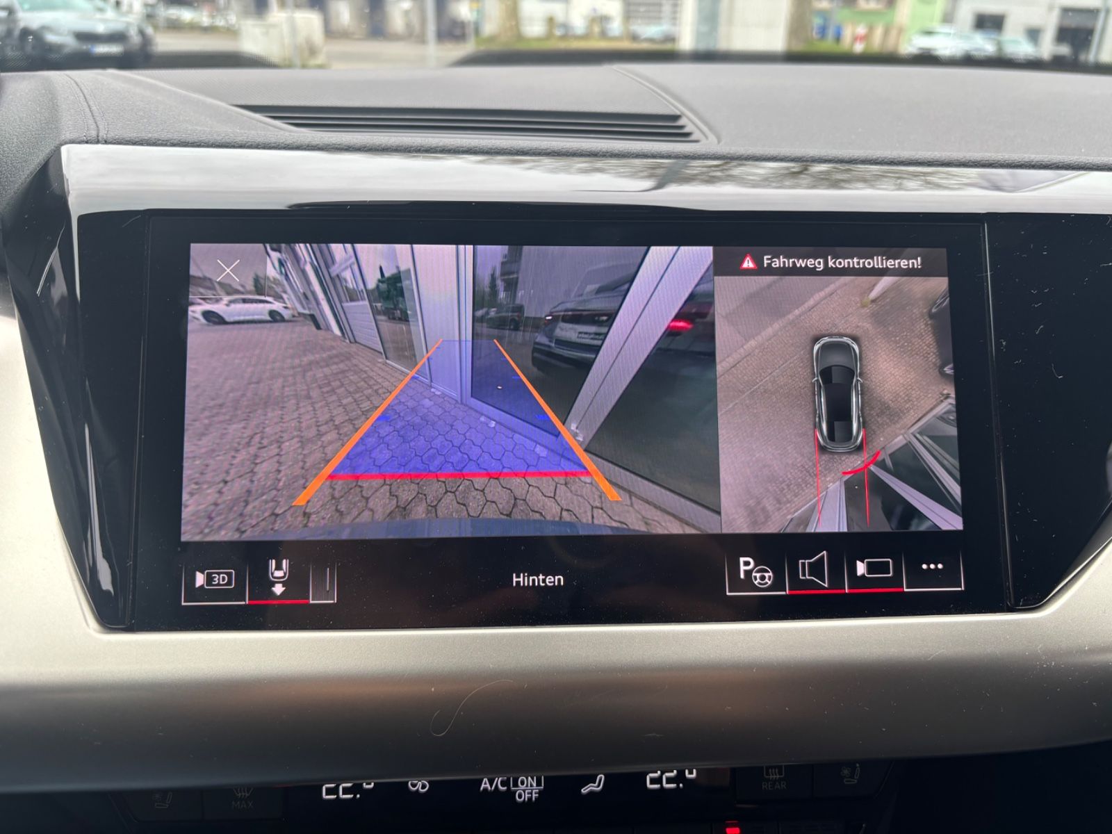Fahrzeugabbildung Audi RS e-tron GT Carbon B&O KAM NAVI
