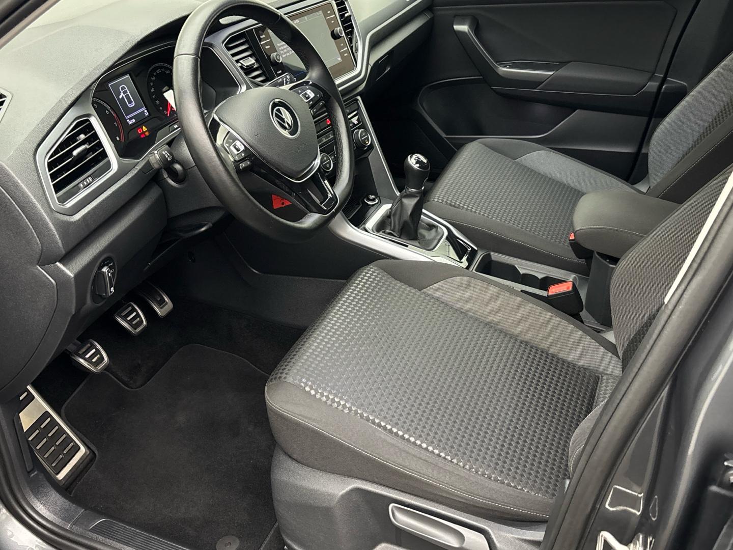 Volkswagen T-Roc Style 1.5 TSI CarPlay LED AHK Kamera Navi, миниатюра 9