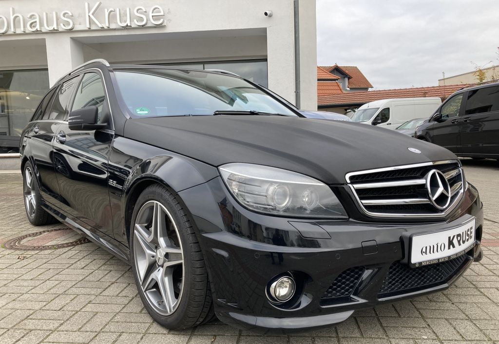 Mercedes-Benz C 63 AMG