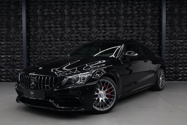 MERCEDES-BENZ MERCEDES C 63 S AMG PERFORMANCE/ TRACK PACE