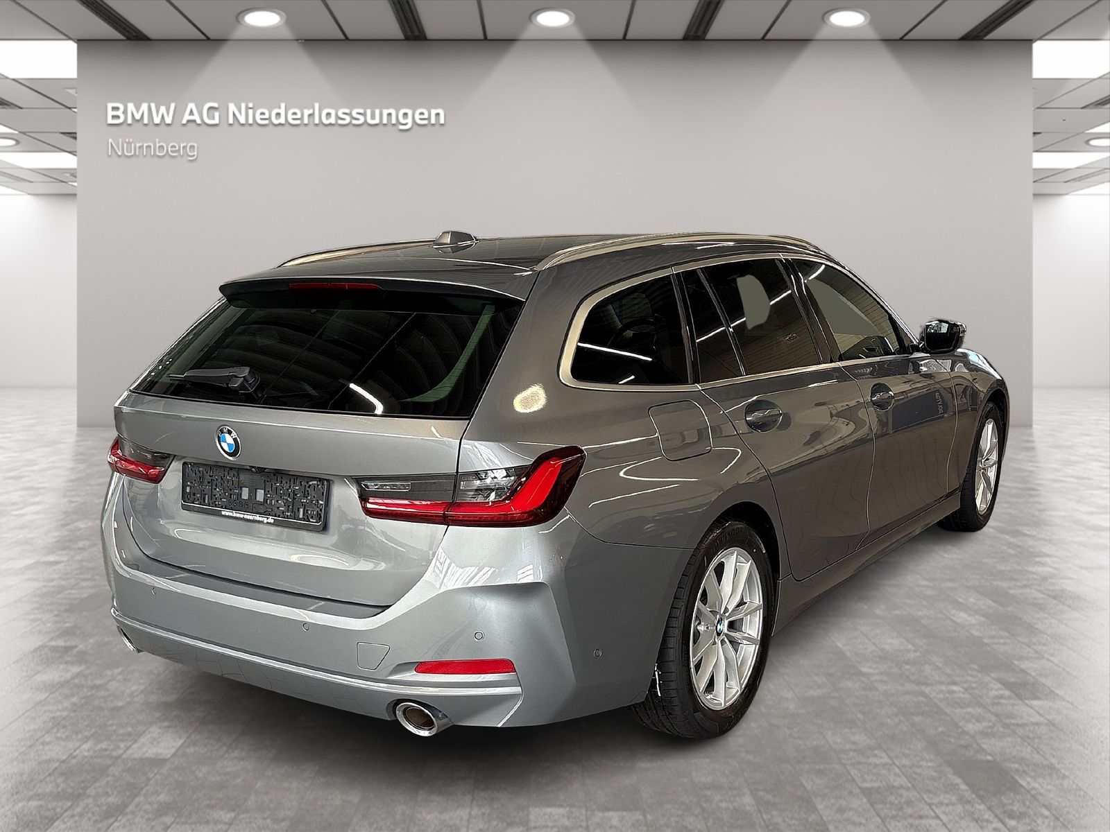 BMW 320i Touring Kamera Sitzheizung Abstandstempoma foto 4