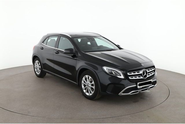 MERCEDES-BENZ Mercedes GLA 200 Urban - Unfallfrei