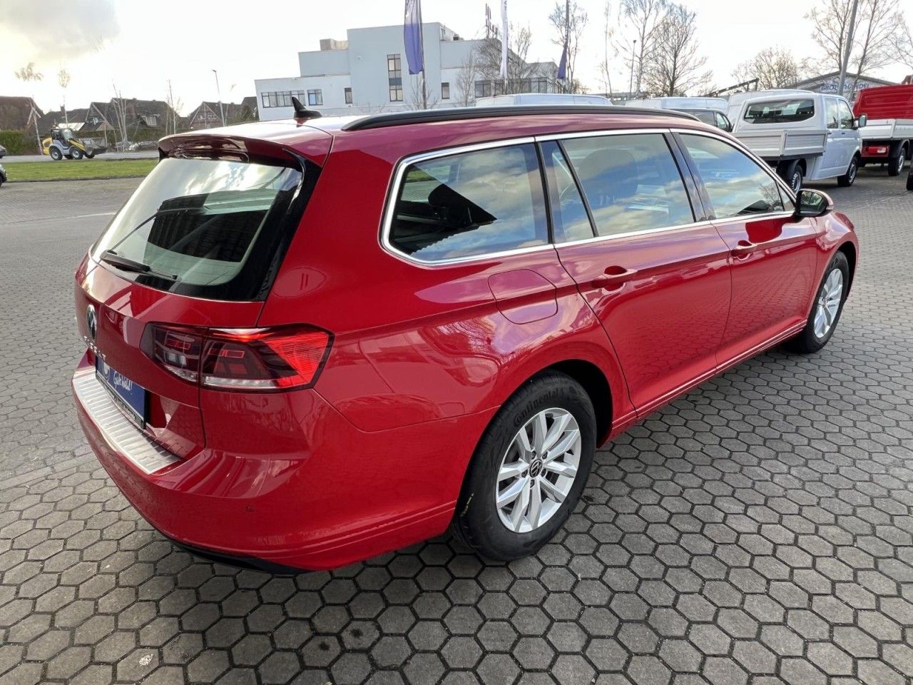 Volkswagen Passat Variant - Bild 3