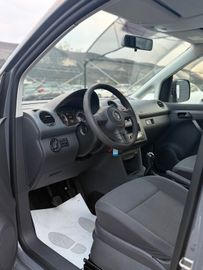Volkswagen Caddy - 12
