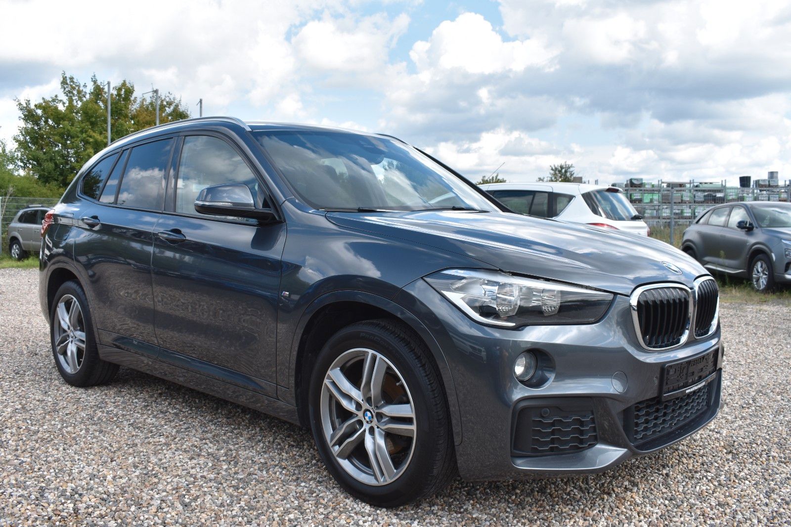 Fahrzeugabbildung BMW X1 Baureihe X1 sDrive 18 d M Sport