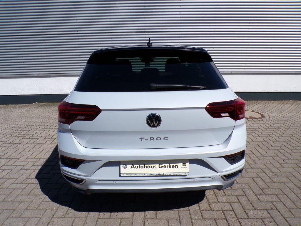 Fahrzeugabbildung Volkswagen T-Roc Sport 1.5 l TSI Sport Ganzjahresreifen / N