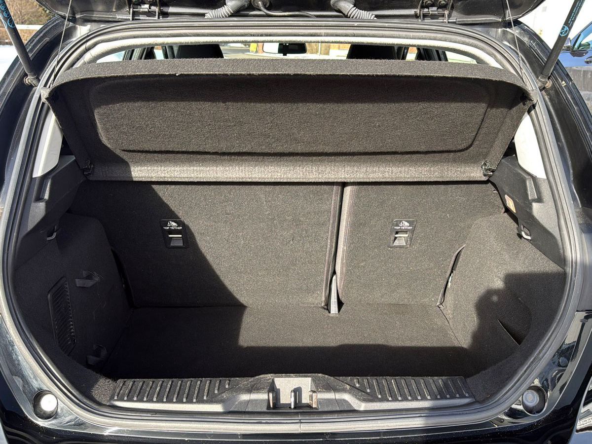 Fahrzeugabbildung Ford Fiesta Cool & Connect/Getriebe+Kupplung neu