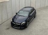 Mercedes-Benz A 45 AMG - blaue Mercedes-Benz A 45 AMG