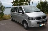 Volkswagen T5 Caravelle - Volkswagen: 9sitzer