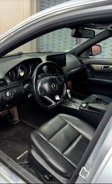 Mercedes-Benz Mercedes C-Klasse C350 AMG /neue TÜV/Mit C... - Mercedes-Benz C 350 in Düsseldorf