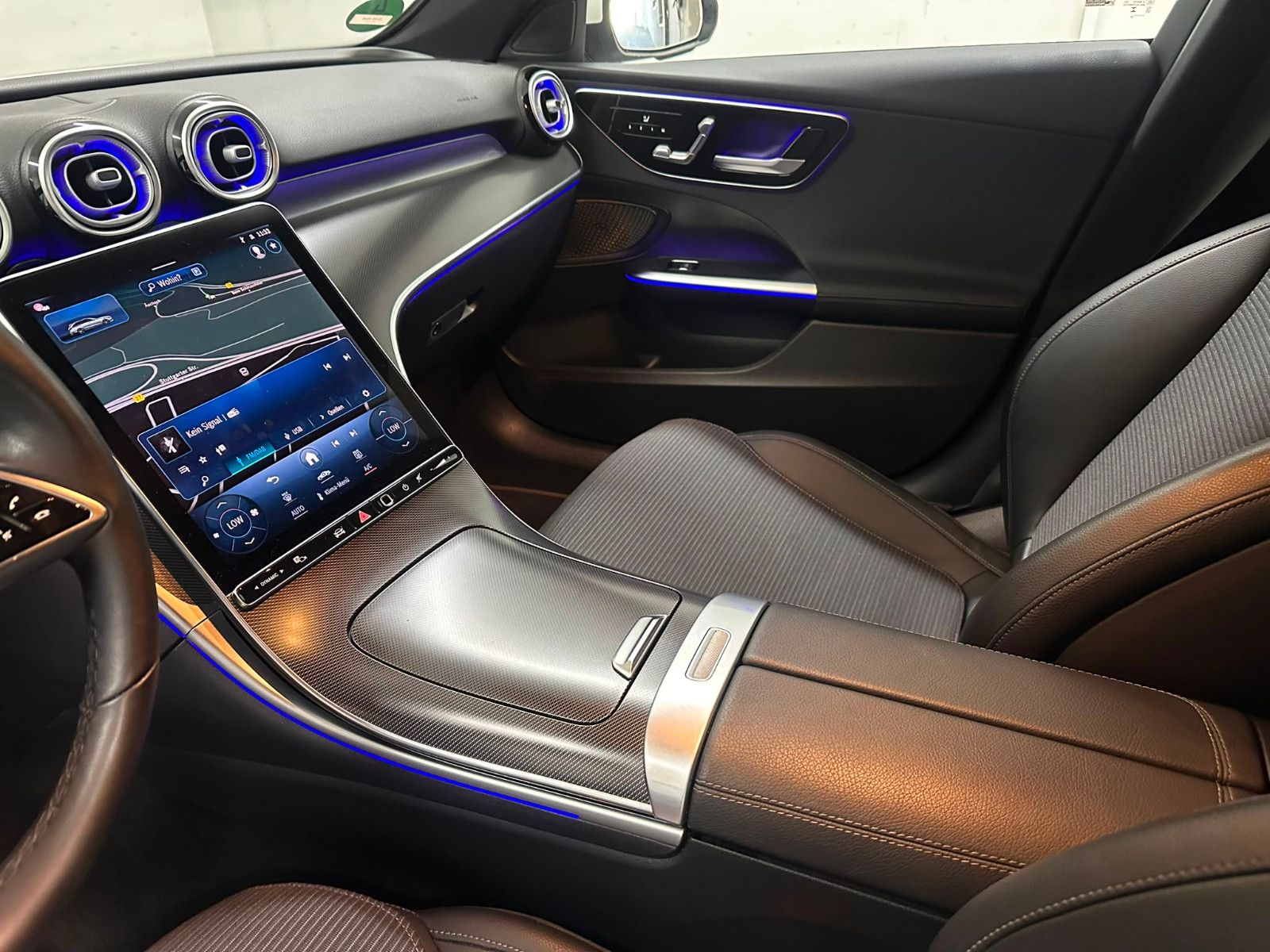 Fahrzeugabbildung Mercedes-Benz C 220 d T Autom. *AVANTGARDE*360°*KEYLESSGO*