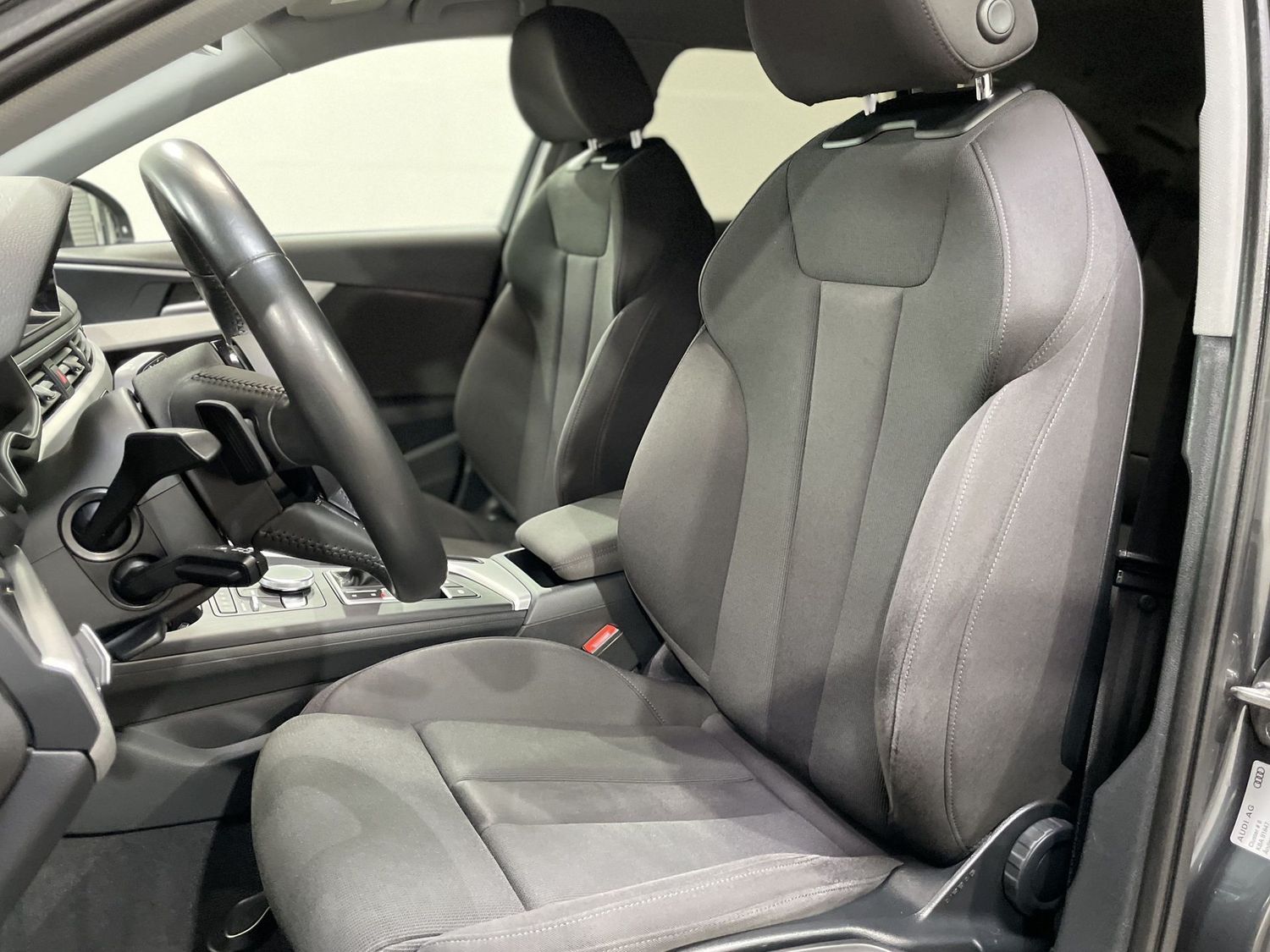 Fahrzeugabbildung Audi A4 S-Line sport#Xenon#Virtual#Tempo#Sound