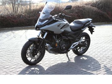 Honda NC750X DCT