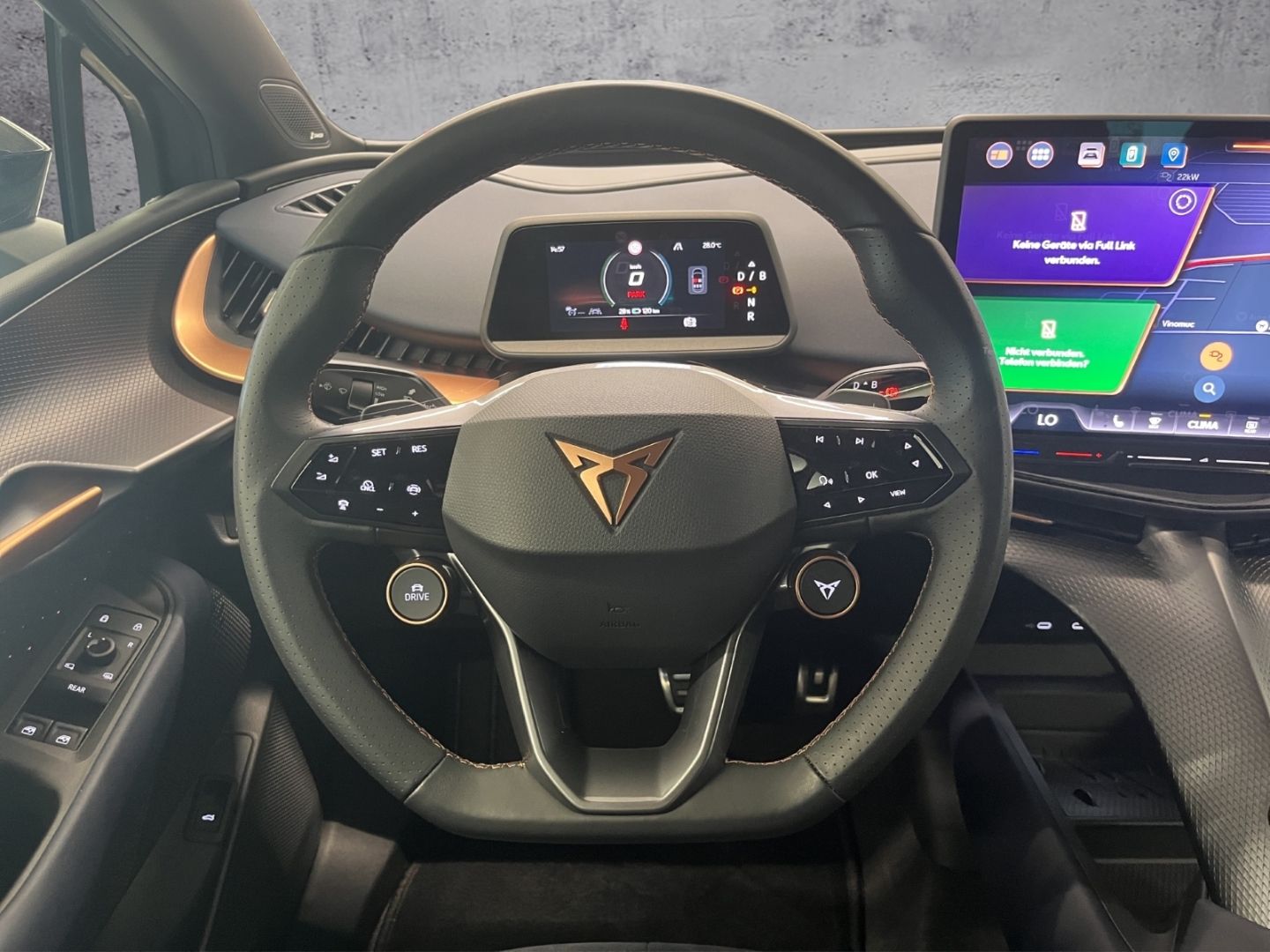 Cupra Tavascan - Bild 12