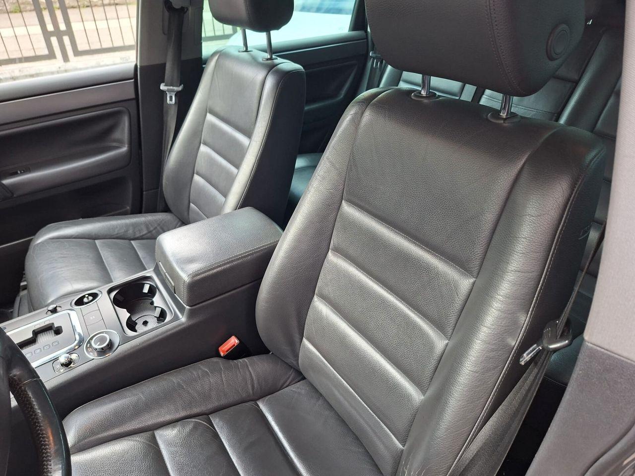 Volkswagen Touareg 2005 — photo 5