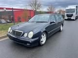 Mercedes-Benz E 240 T AVANTGARDE AUTOMATIK - Mercedes-Benz E 240: Kombi