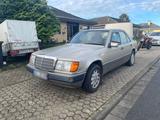 Mercedes-Benz Mercedes W 124 230 E H-Zulassung - Mercedes-Benz 230 in Duisburg