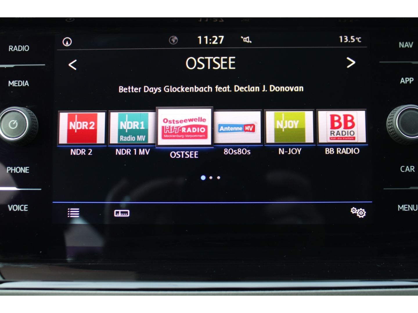 Fahrzeugabbildung Volkswagen Polo VI Comfortline Navi TWA GRA PDC Radio/CD 8