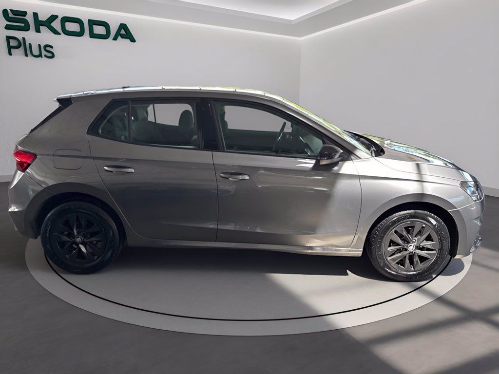 Skoda SKODA Fabia 1.0 mpi young edition 80cv del 2025 imagem 3