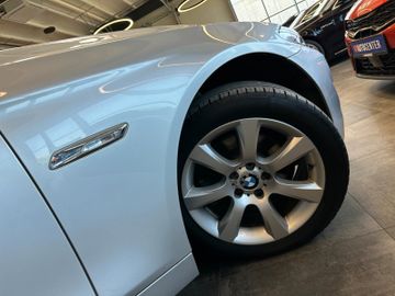 MYAUTOCENTER – Gebraucht- und Jahreswagen mit Werkstattservice in Pfaffenhofen BMW Touring 523 i *HeadUP*AHK*Xenon*TÜV NEU*