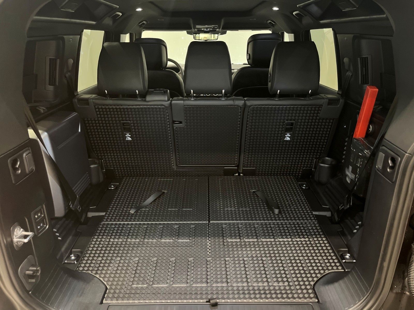 Land Rover Defender - Bild 10