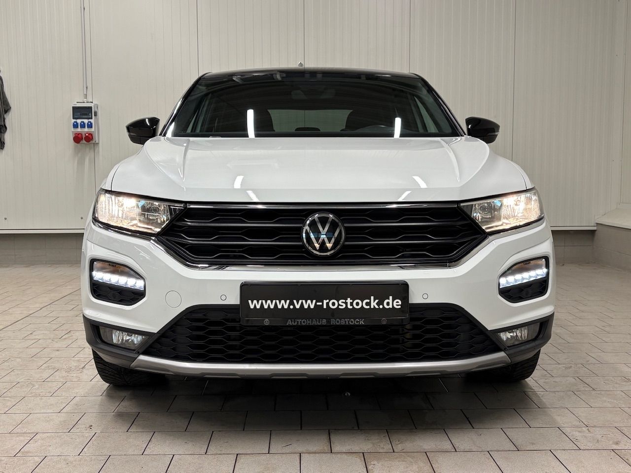 T-Roc Sport 1.5 TSI DSG AHK NAVI ACC RFK SHZ