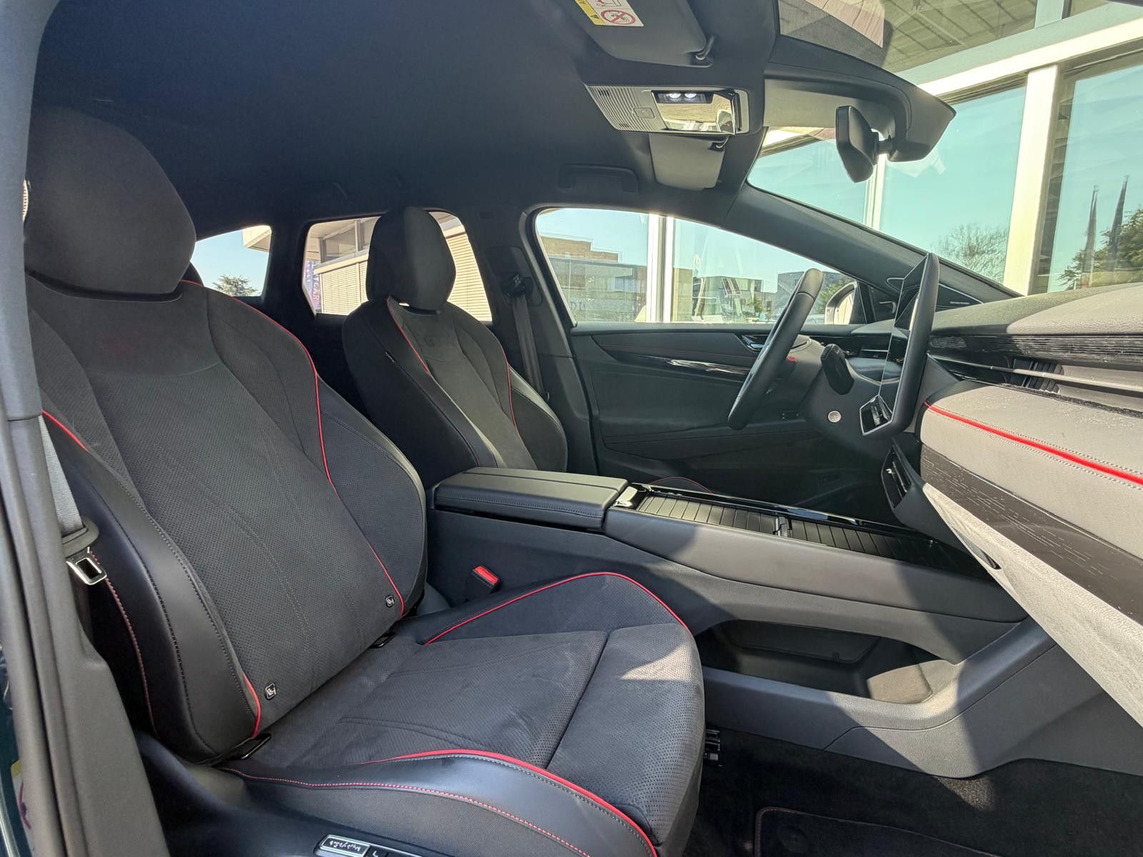 Fahrzeugabbildung Volkswagen ID.7 GTX 4M WERKSG+MATRIX+MEMO+HEAD+ACC+AHK+360+