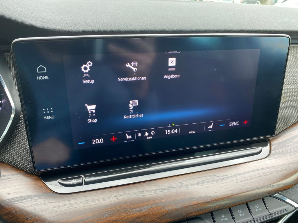 Fahrzeugabbildung SKODA Octavia Combi 2.0 TDI DSG 4x4 Scout