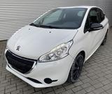 Peugeot 208 Access - Peugeot 208 Access mit Benzin-Antrieb